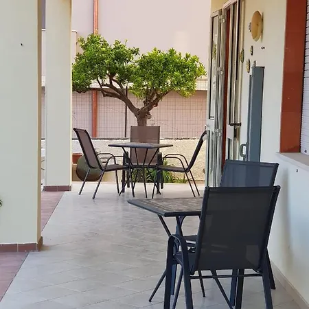 Holiday home Confetti Di Mandorla Beach House