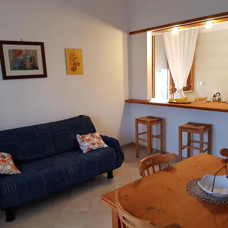 Holiday home Confetti Di Mandorla Beach House